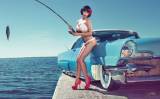 Фото Девушка на рыбалке в стиле ретро